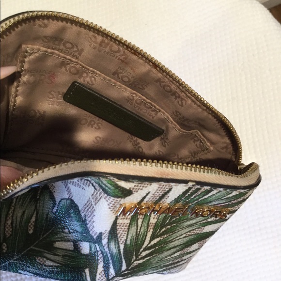 Green palms makeup bag - Picture 5 of 6